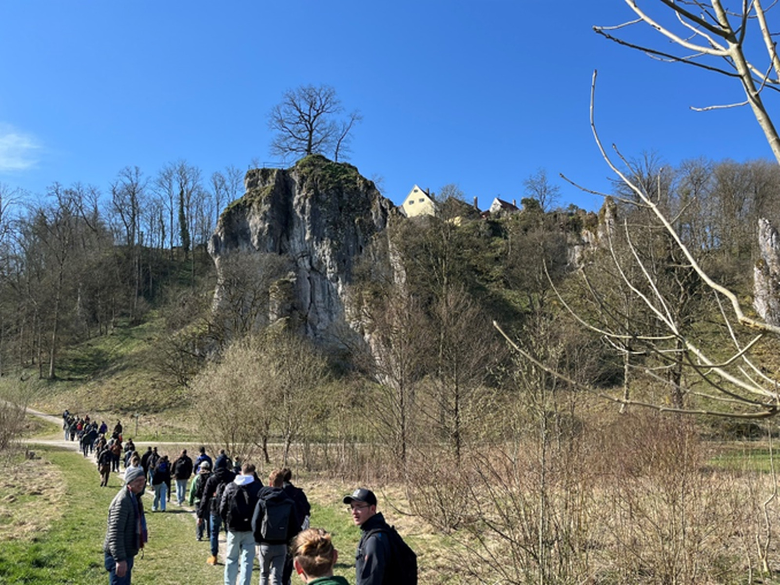 250430_Exkursion_Burgruine.jpeg